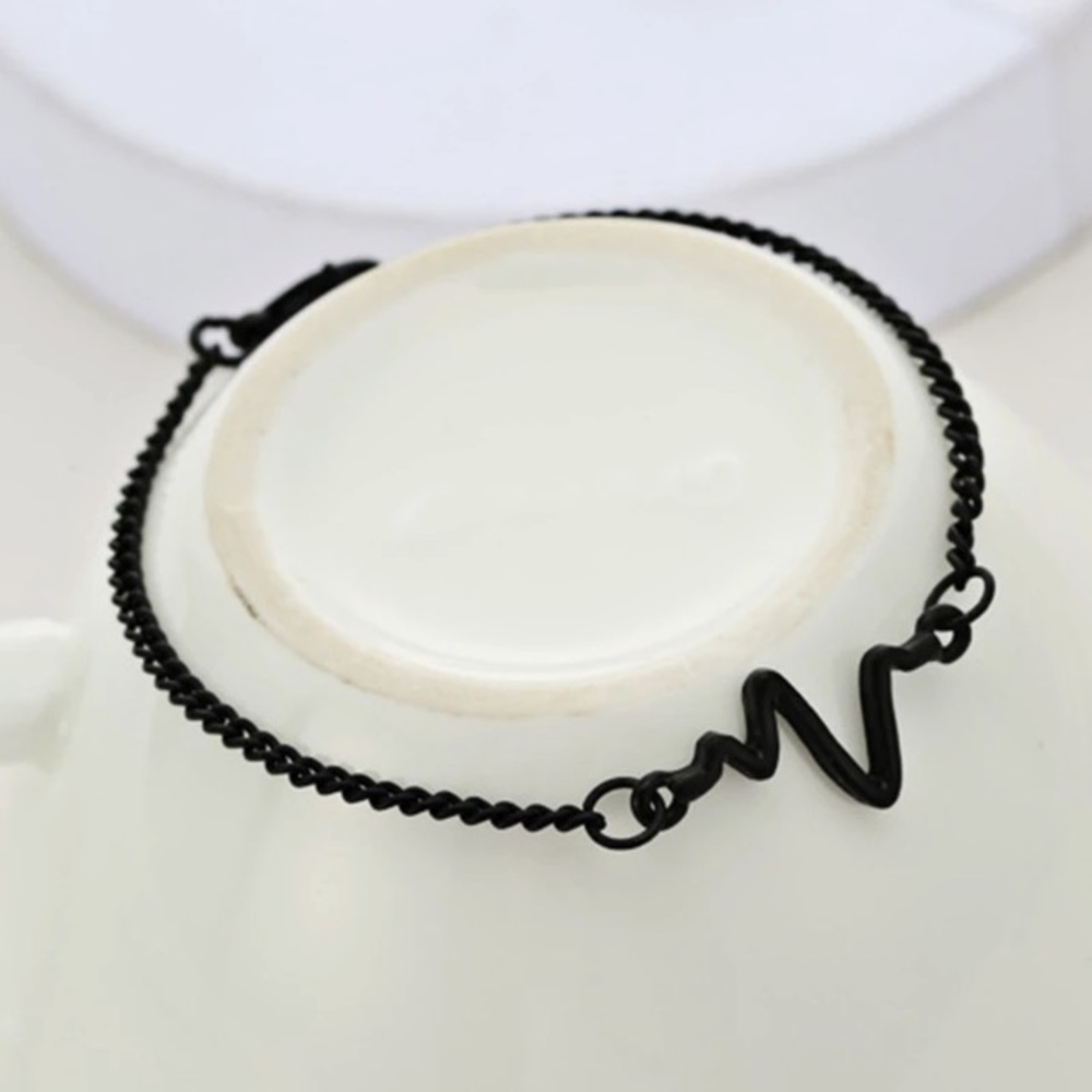NEW!💙💎BLACK🖤HEARTBEAT🖤BRACELET!💎💙AWESOME! - Picture 6 of 7